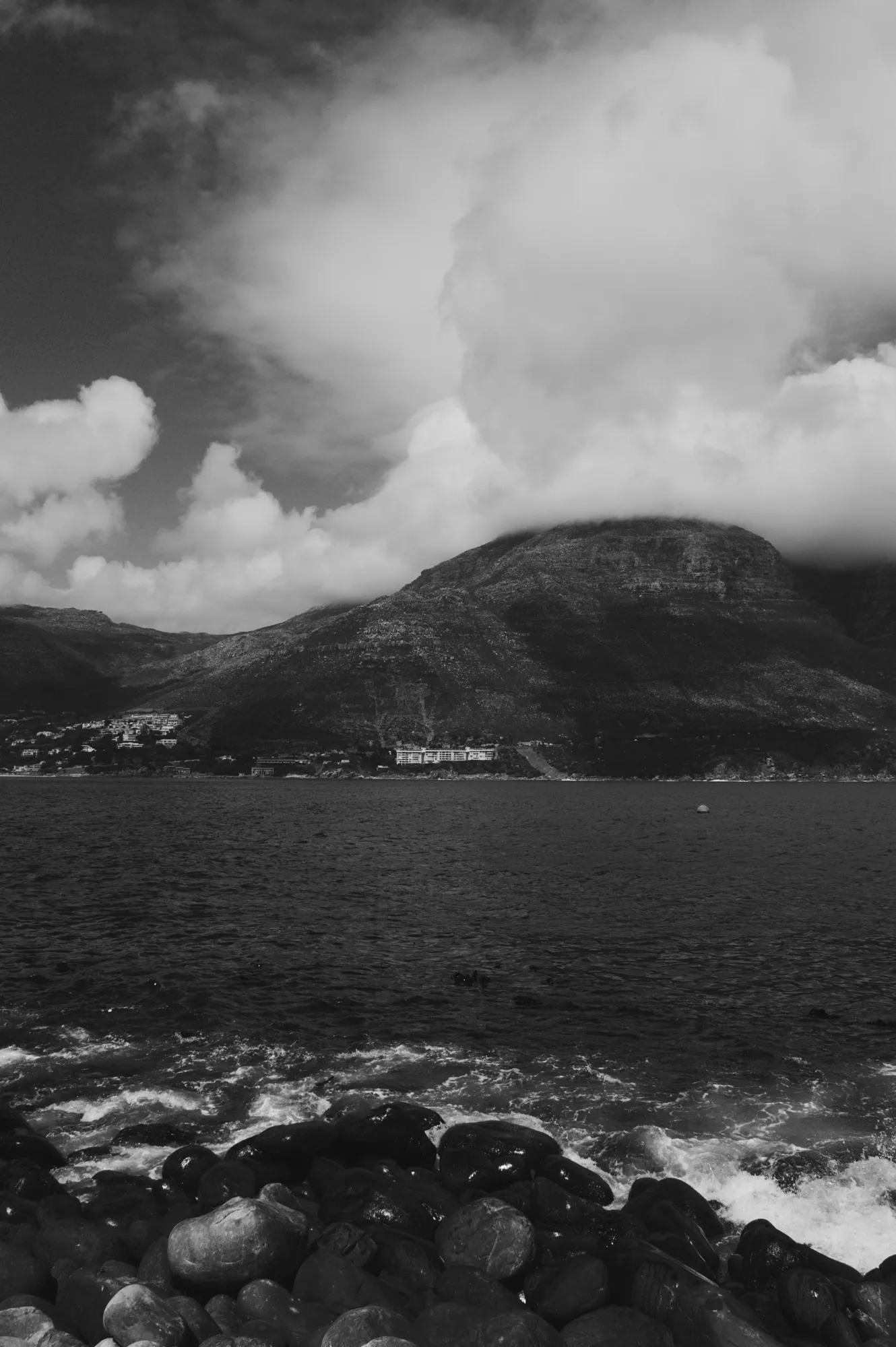 2019-12-26 - Hout Bay - View of ocean and rocks from 'Fish on the Rocks'